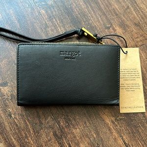 NWT Margot New York leather Wallet